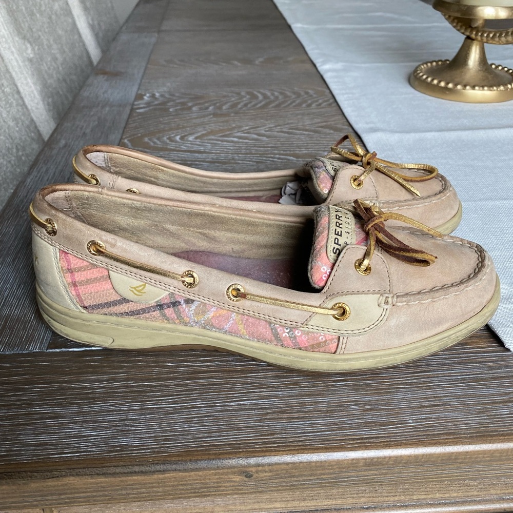 Sperry slip on